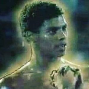 Meet your Posher, Derrick